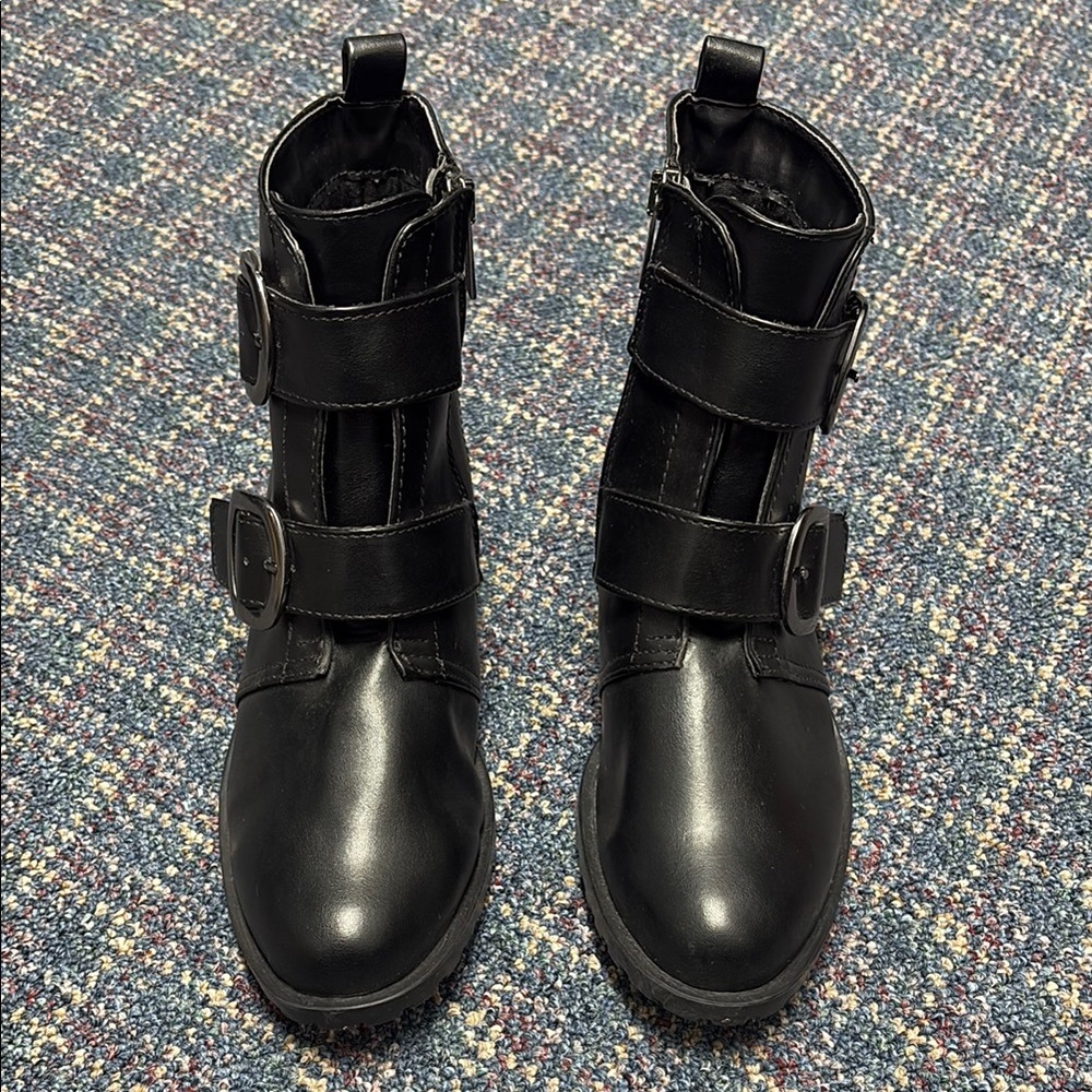 Preloved Anne Klein Black Buckle Boots size 6